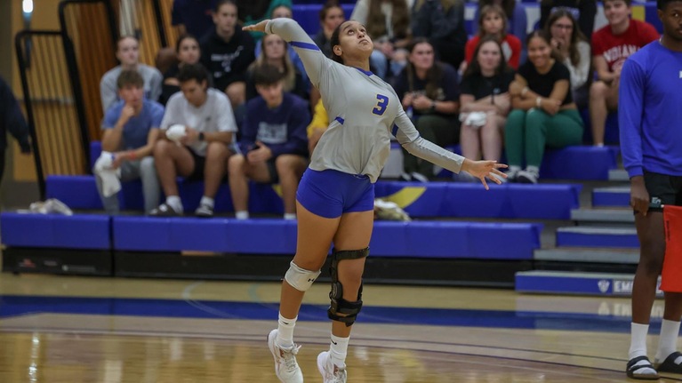 Women's Volleyball Swept in Straight Sets vs. Simmons